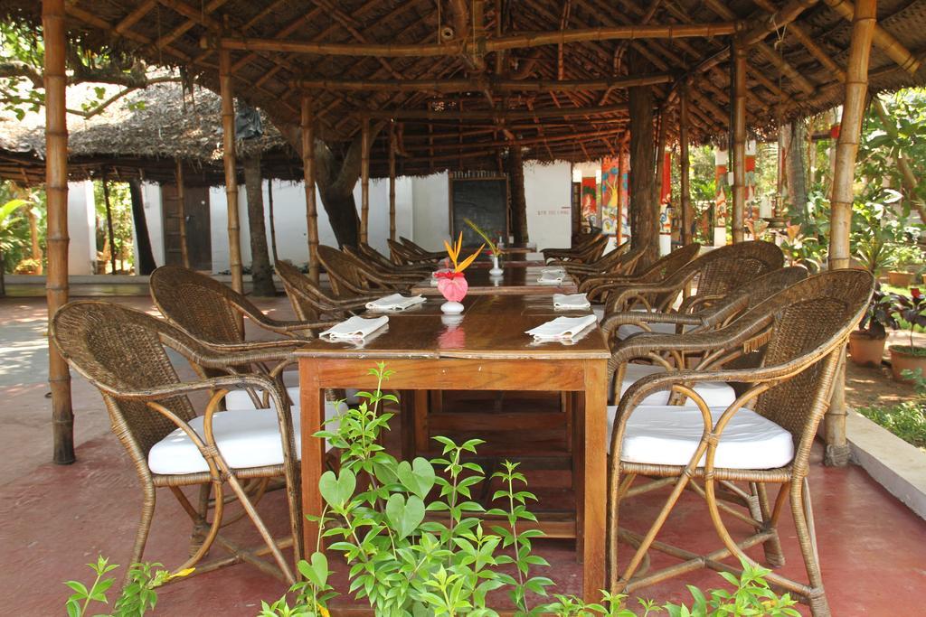 Hotel The Eco Varkala Esterno foto