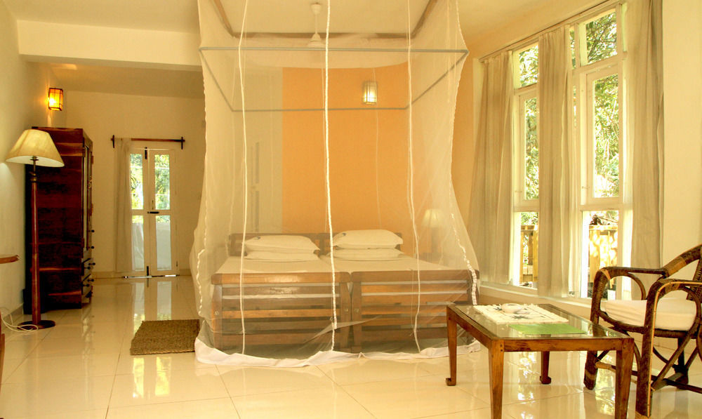 Hotel The Eco Varkala Esterno foto