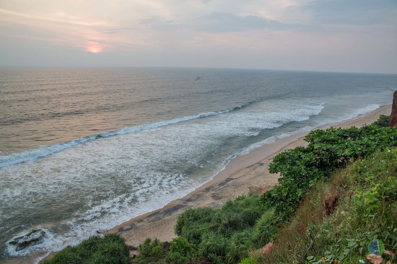 Hotel The Eco Varkala Esterno foto