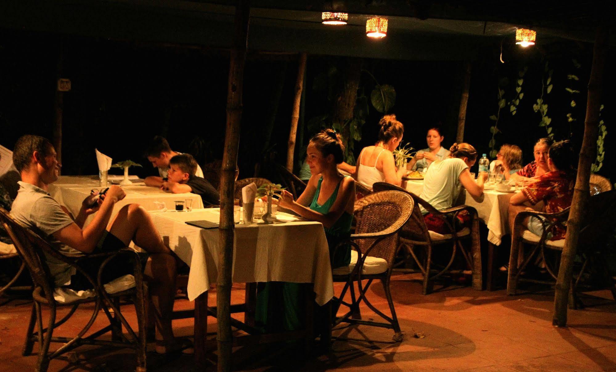 Hotel The Eco Varkala Esterno foto