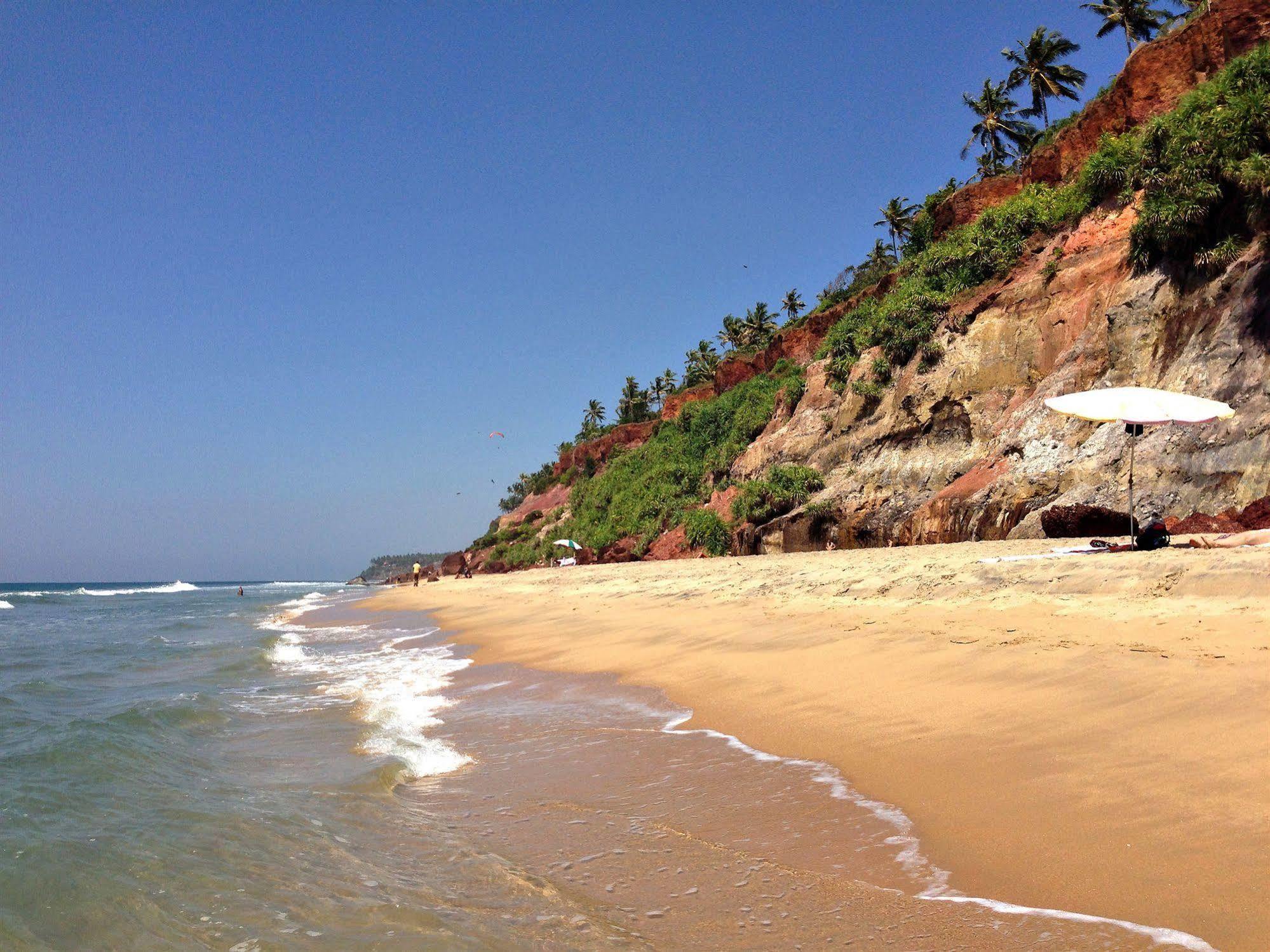 Hotel The Eco Varkala Esterno foto