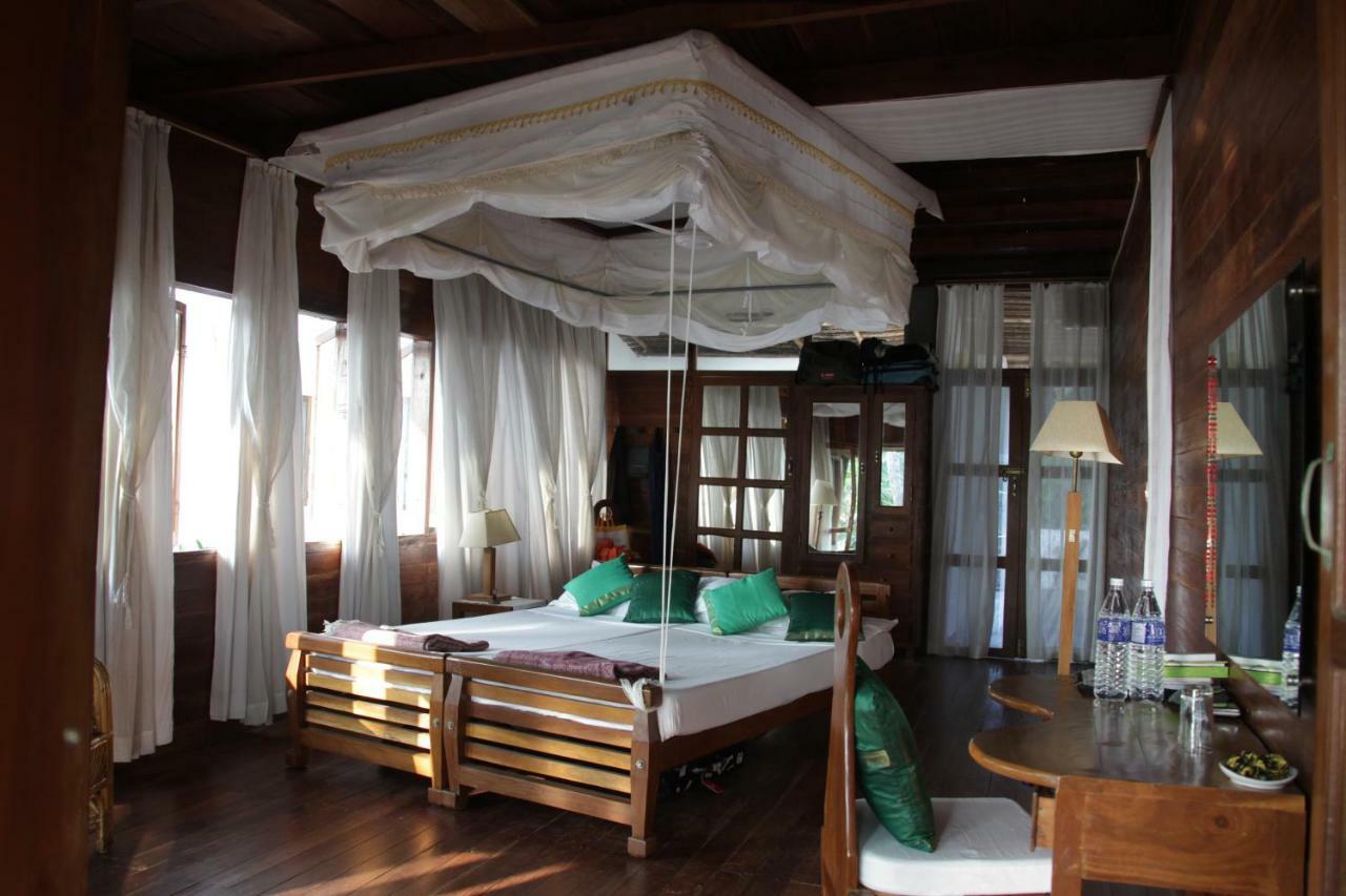 Hotel The Eco Varkala Esterno foto